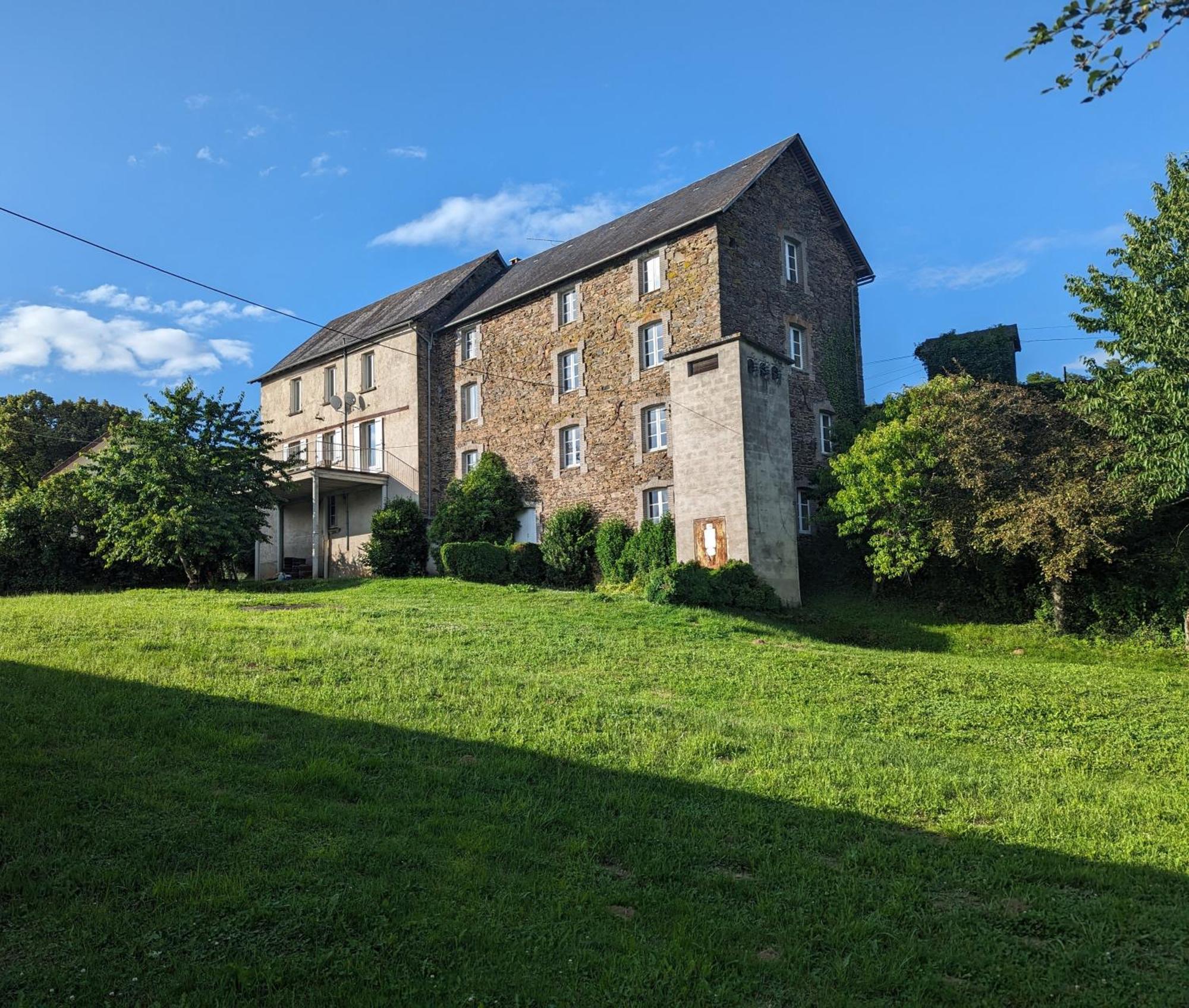 Studio Silhem Saint-Germain-les-Belles Exterior foto